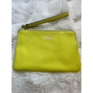 Coach Corner Zip Wristlet in bright yellow crossgrain leather Coin Purse Wallet